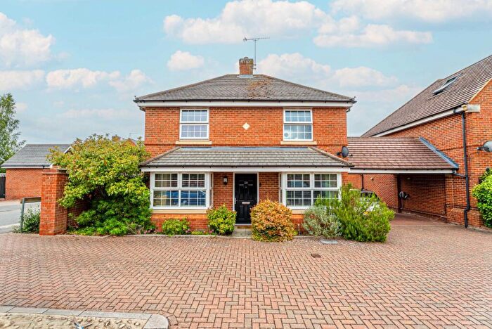 4 Bedroom Detached House For Sale In Tillage Close, Tyttenhanger, St. Albans, Hertfordshire, AL4