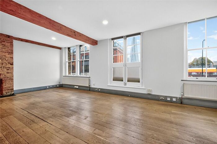 1 Bedroom Flat To Rent In Southwark Bridge Road, London, SE1