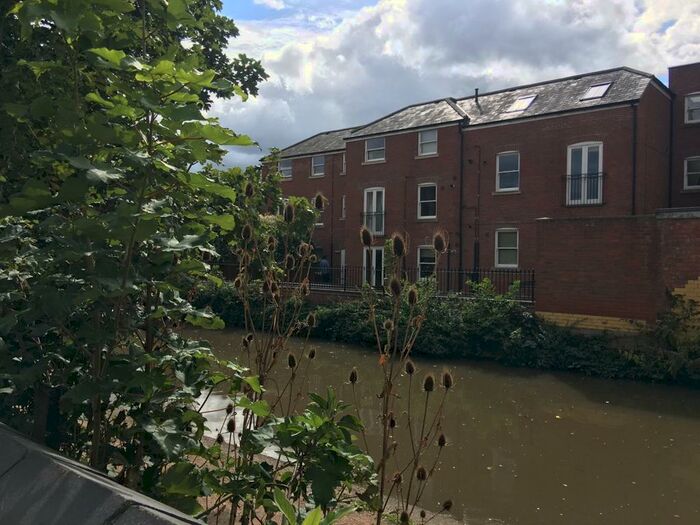 Studio To Rent In Flat, Brunswick Street, Leamington Spa, CV31