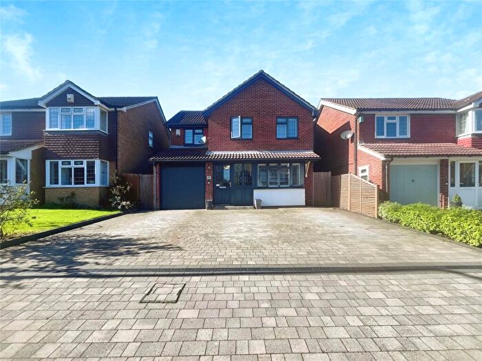4 Bedroom Detached House For Sale In Keefe Close, Chatham, Kent, ME5