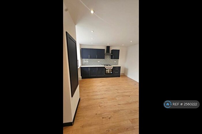 4 Bedroom Terraced House To Rent In Eldon Street, Bolton, BL2
