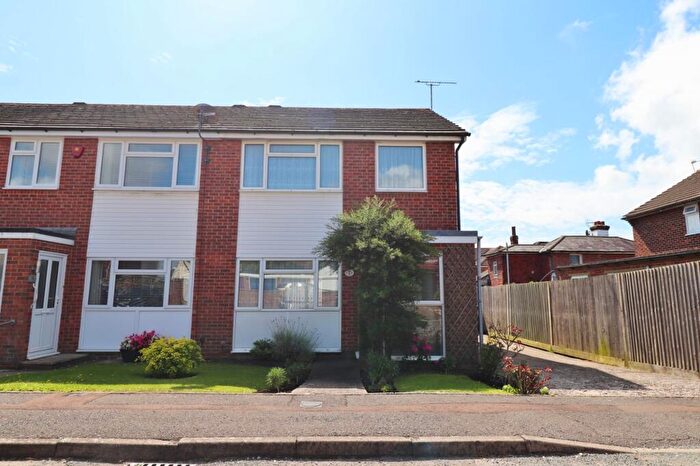 3 Bedroom Semi-Detached House To Rent In Fairfield Close, Burgess Hill, RH15