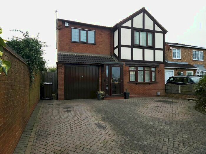 4 Bedroom Detached House To Rent In Walton Heath, Turnberry, Bloxwich, WS3