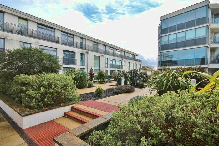 1 Bedroom Flat To Rent In Guildford Street, Chertsey, Surrey, KT16