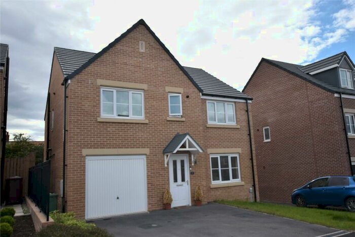 5 Bedroom Detached House To Rent In Daisy Bank Avenue, Micklefield, Leeds, West Yorkshire, LS25