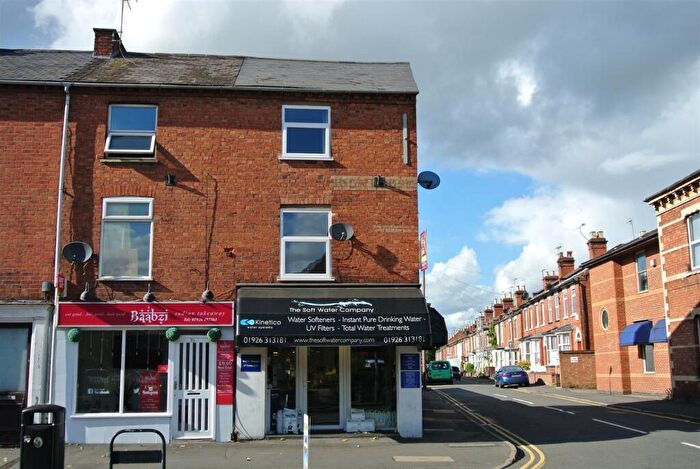 2 Bedroom Apartment To Rent In Coten End, Warwick, CV34