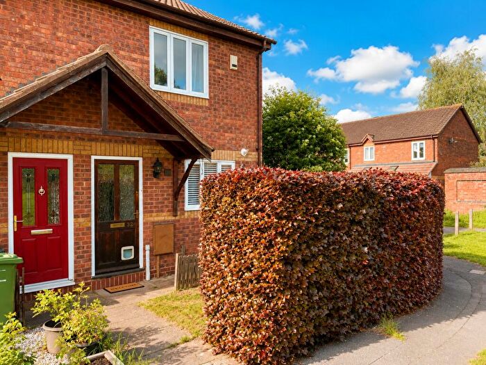 2 Bedroom End Of Terrace House To Rent In Davidson Avenue, Leamington Spa, CV31