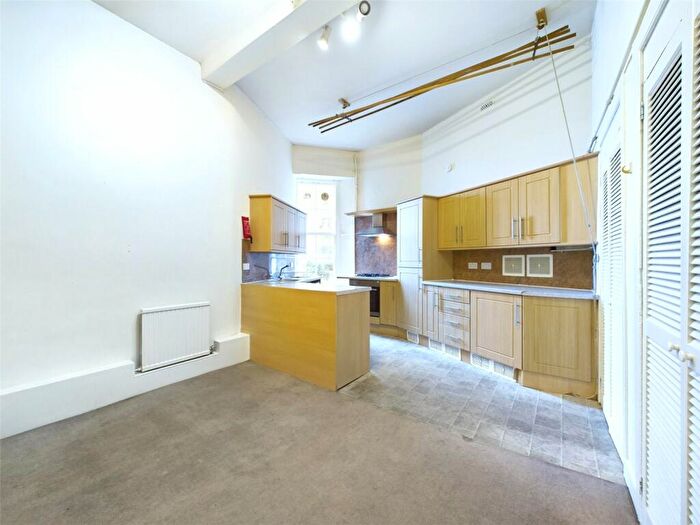 5 Bedroom Apartment To Rent In Manor Place, West End, Edinburgh, EH3