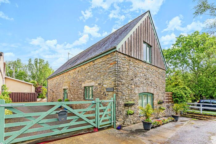 3 Bedroom Barn Conversion For Sale In Littlehempston, Totnes, TQ9
