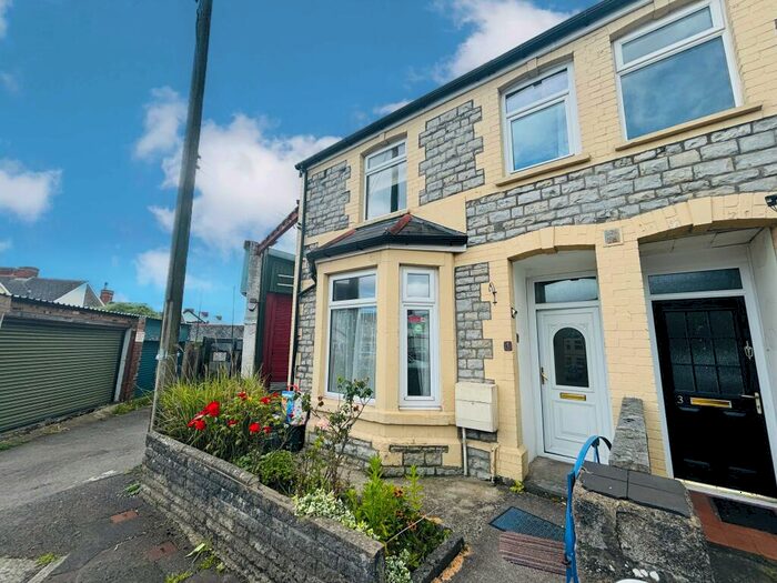2 Bedroom Flat To Rent In Lower Guthrie Street, Barry, CF63