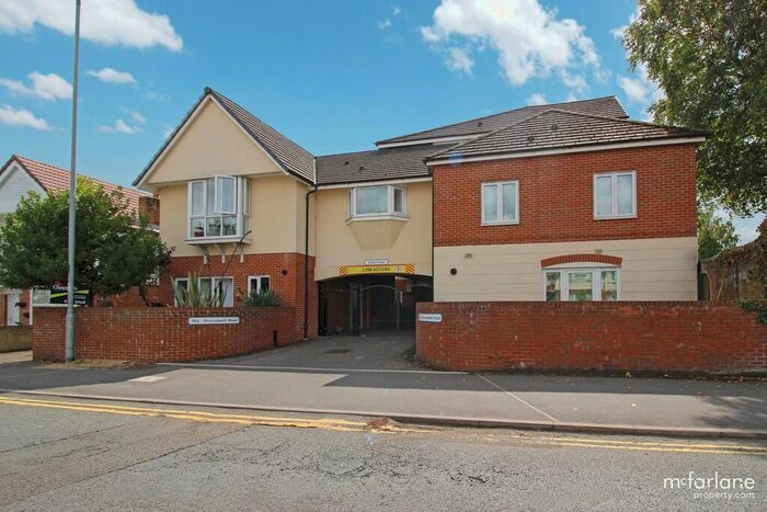 2 Bedroom Apartment To Rent In Groundwell Road, Town Centre, Swindon, SN1