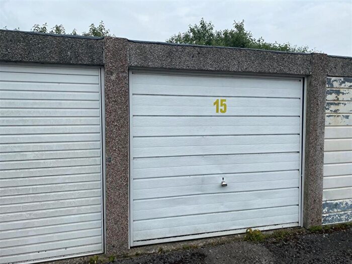 Garage / Parking To Rent In Syringa Court, Salisbury, SP2