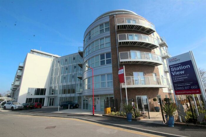 2 Bedroom Flat To Rent In Austen House, Station View, GU1