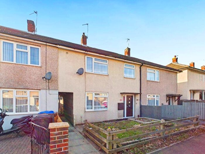 3 Bedroom Property To Rent In Scarborough Rise, Derby, DE21