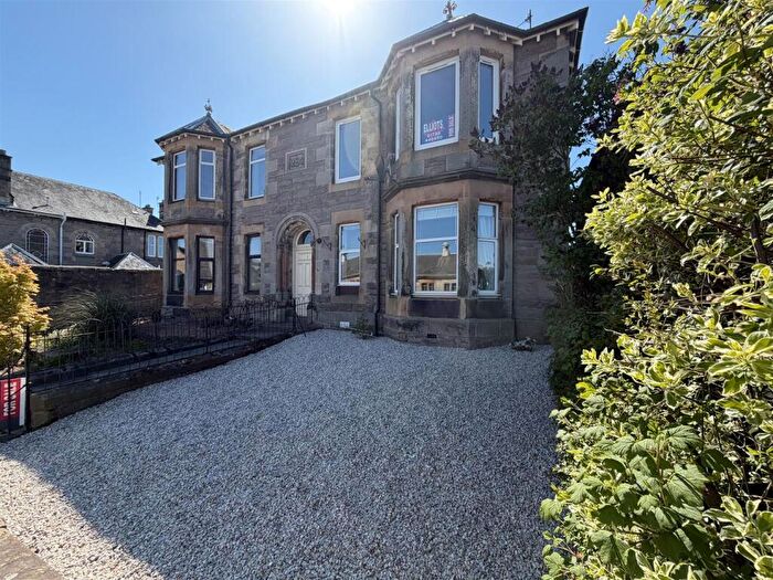 1 Bedroom Flat To Rent In Young Street, Perth, PH2