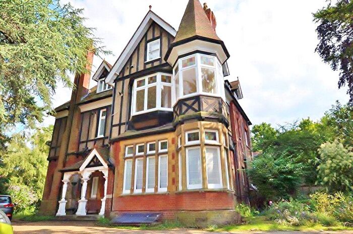 Apartment To Rent In Cranley Road, Guildford, Surrey, GU1