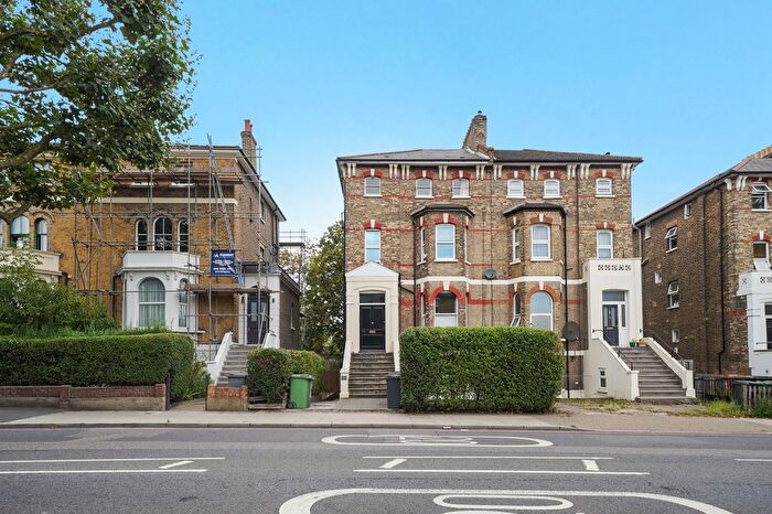 2 Bedroom Flat To Rent In Waldram Park Road, Forest Hill, London, SE23