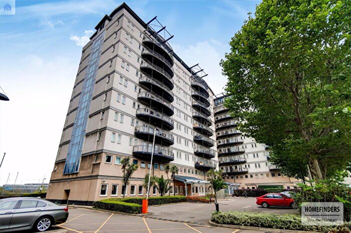 1 Bedroom Apartment To Rent In High Street, Stratford, E15