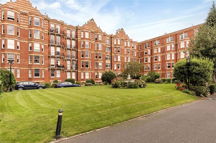 3 Bedroom Flat For Sale In Kenilworth Court, Lower Richmond Road, London, SW15