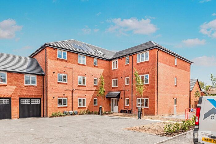 2 Bedroom Flat To Rent In Meadow House Drive, Coventry, CV4