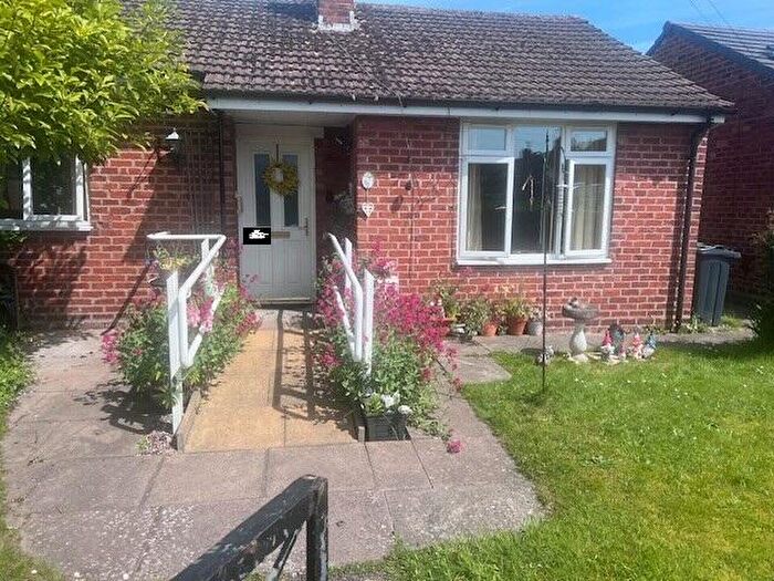 2 Bedroom Bungalow To Rent In Hazel Drive, Weaverham, Northwich, Cheshire West And Chester, CW8