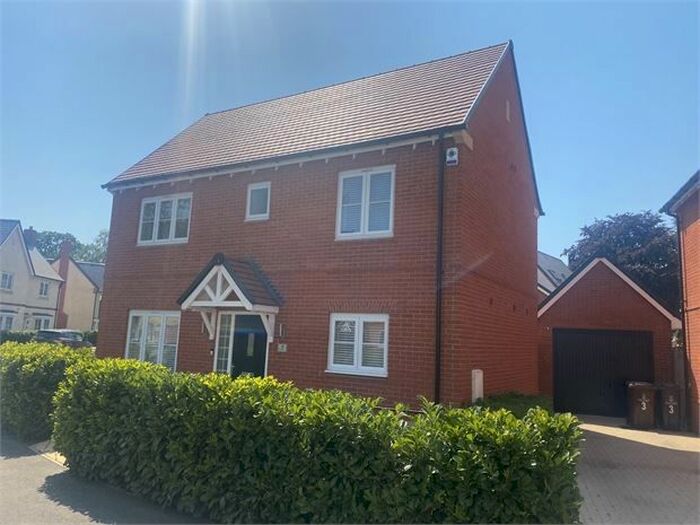 3 Bedroom Detached House To Rent In Avondene Drive, Colchester, Essex., CO4