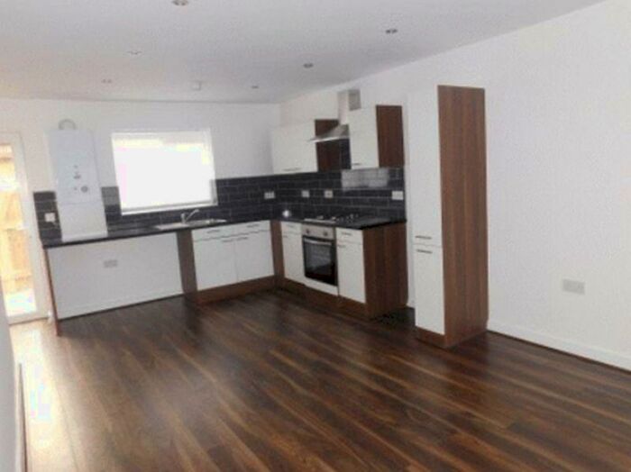 3 Bedroom Terraced House To Rent In Lowndes Road, Liverpool, L6