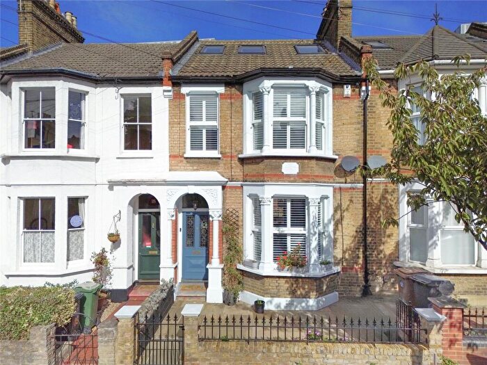 4 Bedroom Terraced House For Sale In Priory Avenue, Walthamstow, London, E17