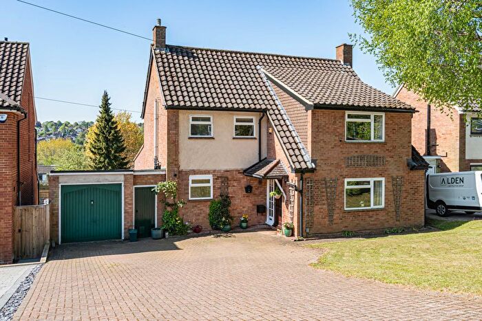 4 Bedroom Detached House For Sale In Bridgewater Road, Berkhamsted, Berkhamsted, HP4