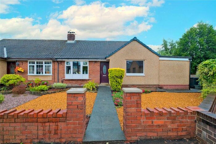 3 Bedroom Bungalow For Sale In Lyndhurst Grove, Great Harwood, Blackburn, Lancashire, BB6