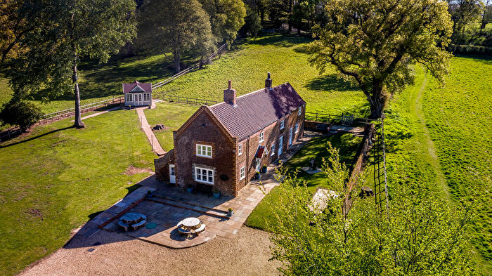 4 Bedroom Detached House For Sale In Ingoldisthorpe - Period Bed, Bath Norfolk Residence Occupying Elevated Parkland Position, PE31