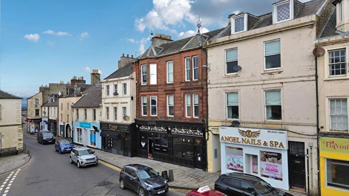 3 Bedroom Flat For Sale In High Street, Lanark, ML11