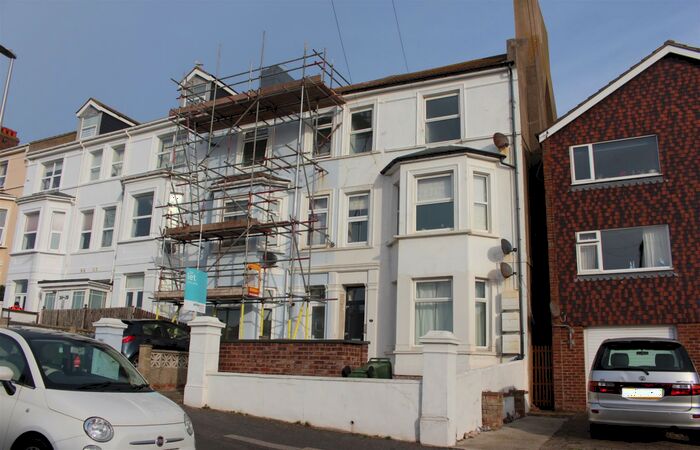 2 Bedroom Flat To Rent In Claremont Road, Seaford, BN25