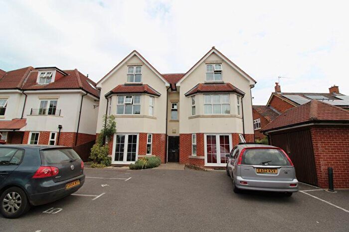 2 Bedroom Flat To Rent In Talbot Road - Bedroom Flat - Available From Th February, BH9