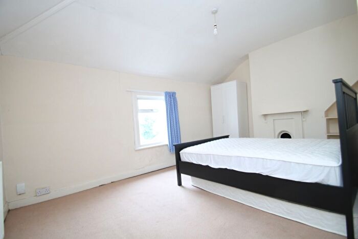 4 Bedroom Property To Rent In Churchfields Road, Beckenham, BR3
