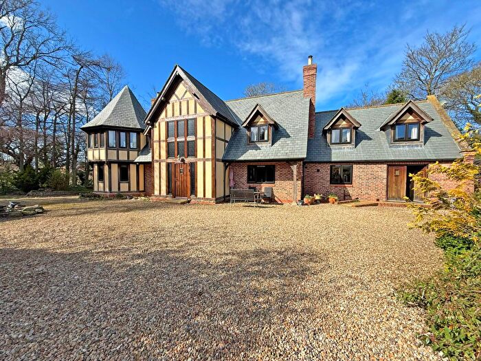 4 Bedroom Detached House For Sale In High Mill Drive, Scarborough, YO12