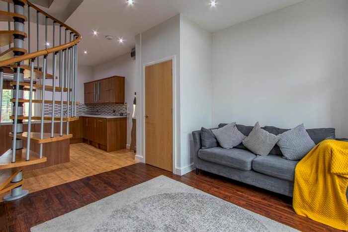 2 Bedroom Flat To Rent In Kings Road, Canton, Cardiff, CF11