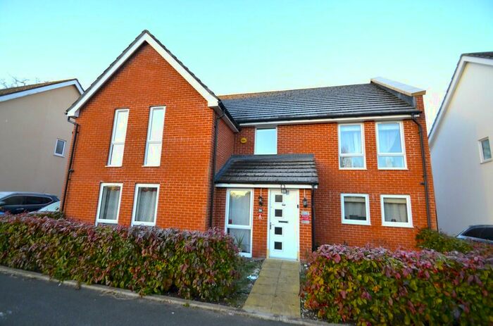 5 Bedroom Detached House To Rent In Mills Chase, Bracknell, RG12