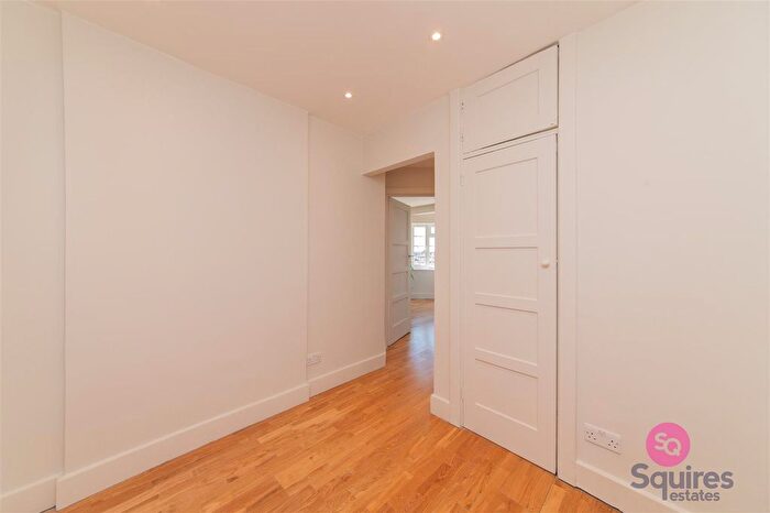 1 Bedroom Flat For Sale In Hendon Way, London, NW4