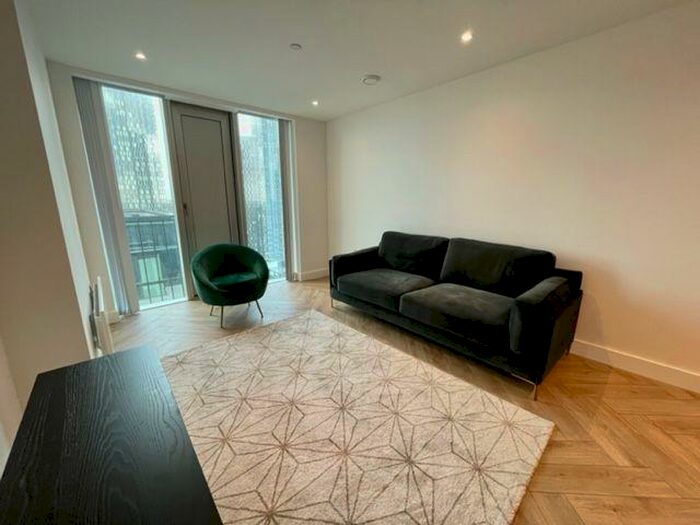 2 Bedroom Apartment To Rent In Elizabeth Tower, Manchester, M15