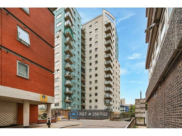 2 Bedroom Flat To Rent In City View Centreway Apartments, Ilford, IG1