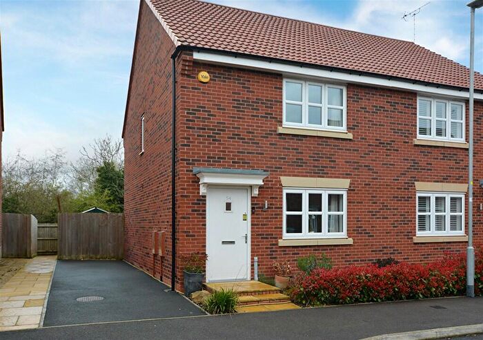 3 Bedroom Semi-Detached House For Sale In Hopewell Rise, Southwell, NG25