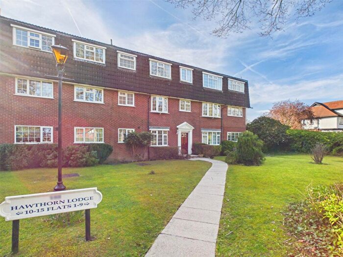 2 Bedroom Apartment For Sale In Bramhall Lane, Davenport, Stockport, SK3