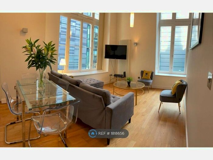 2 Bedroom Flat To Rent In Simpson Loan, Edinburgh, EH3