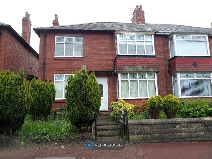 2 Bedroom Flat To Rent In Silver Lonnen, Newcastle Upon Tyne, NE5