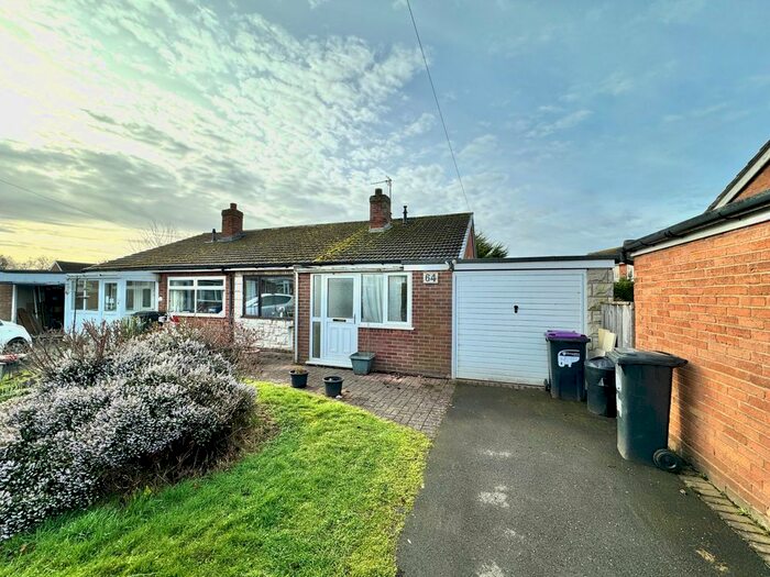 2 Bedroom Semi-Detached Bungalow For Sale In White Lodge Park, Shawbury, SY4