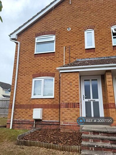 1 Bedroom Semi-Detached House To Rent In Jordan Close, Chippenham, SN15