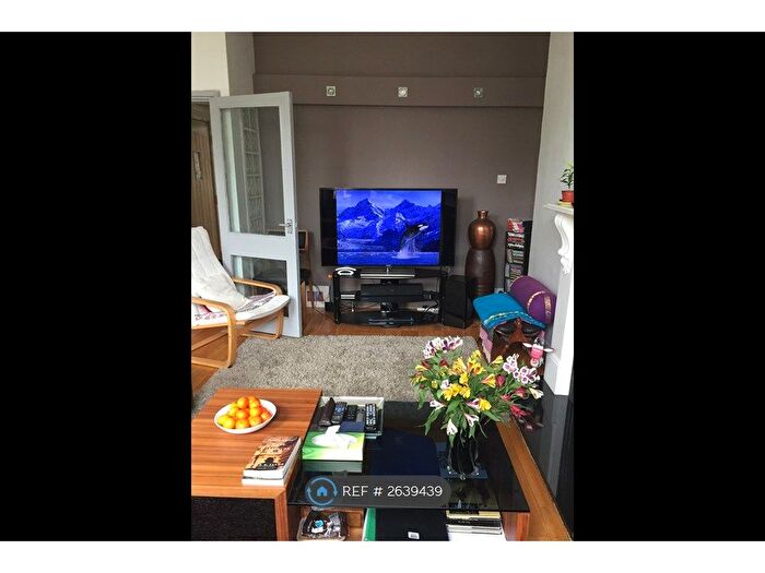 1 Bedroom Flat To Rent In Warwick Ave, London, W9