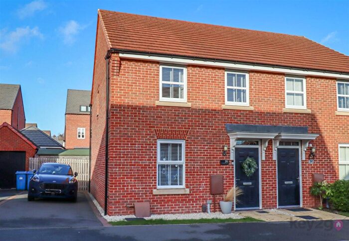 3 Bedroom Semi-Detached House To Rent In Red Admiral Road, Worksop, S81