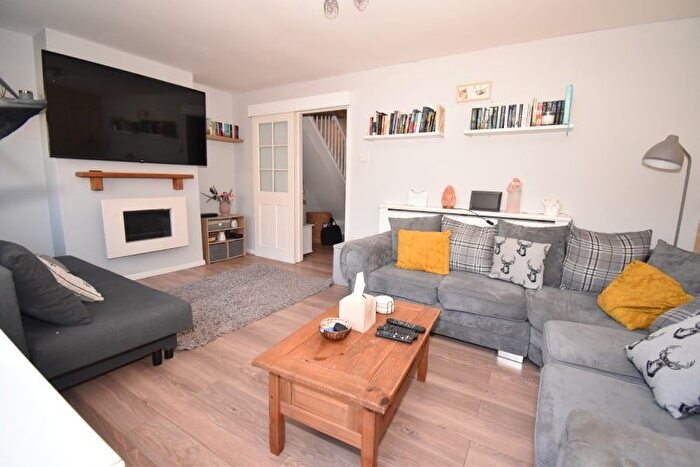 3 Bedroom Terraced House For Sale In Iolanthe Drive, Beacon Heath, Exeter, EX4